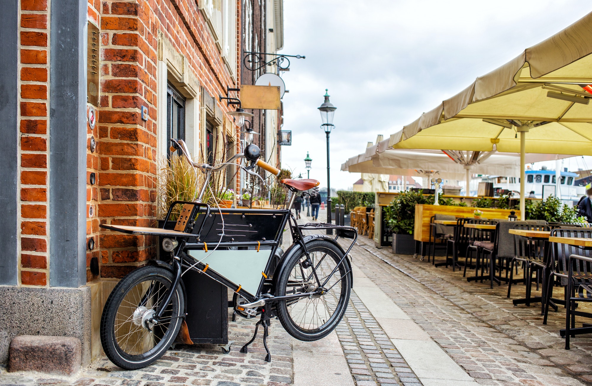 Скара на дървени въглища mr per - скара на дървени въглища mr. Per 2025 Nyhavn Restaurant Street Jpg